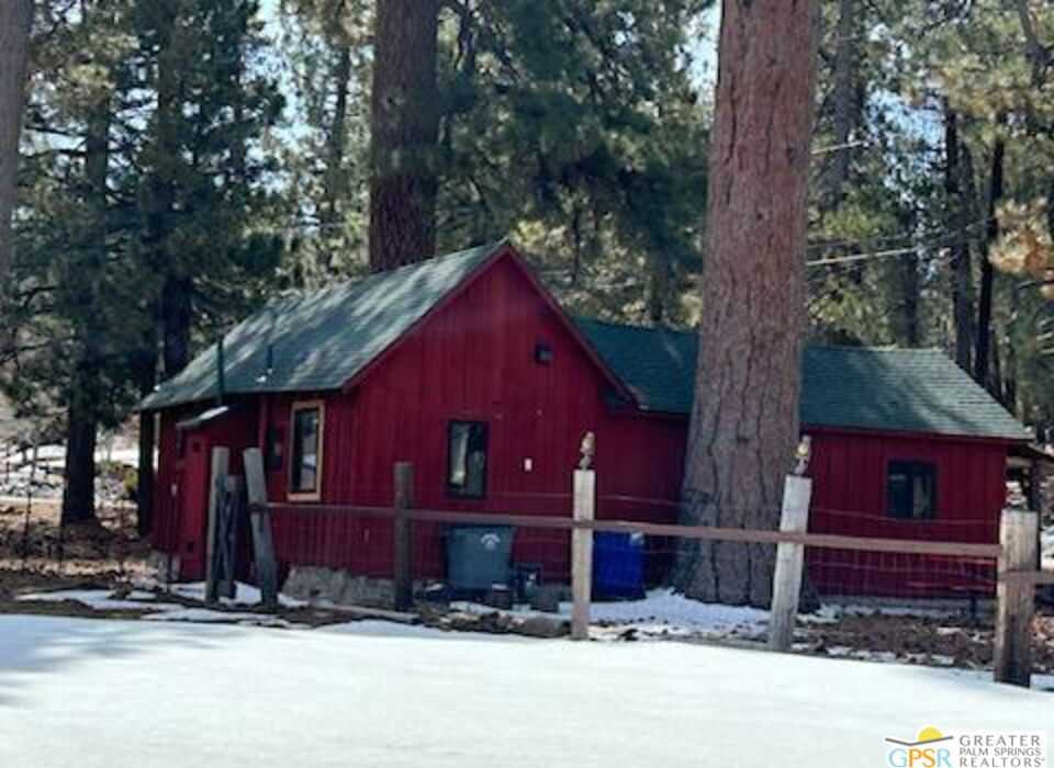 photo 1: 789 Tulip Lane, Big Bear CA 92315