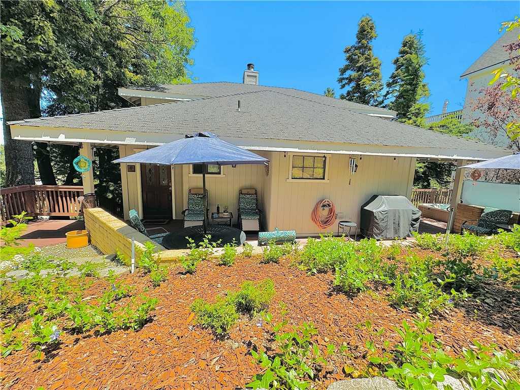 photo 1: 905 Madera Lane, Lake Arrowhead CA 92352