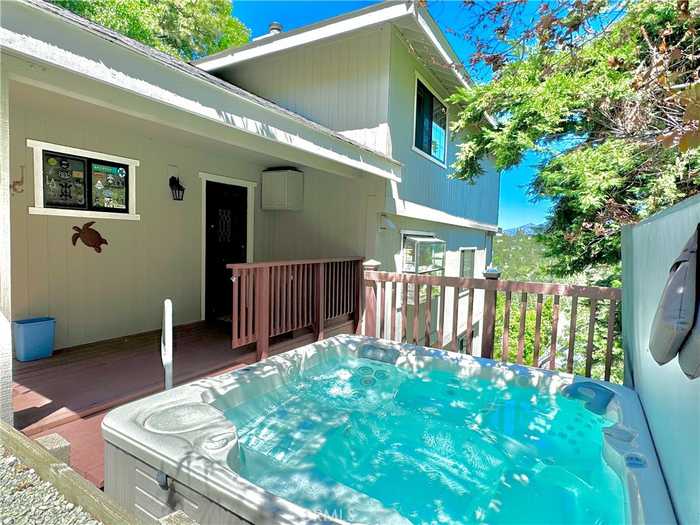 photo 2: 905 Madera Lane, Lake Arrowhead CA 92352