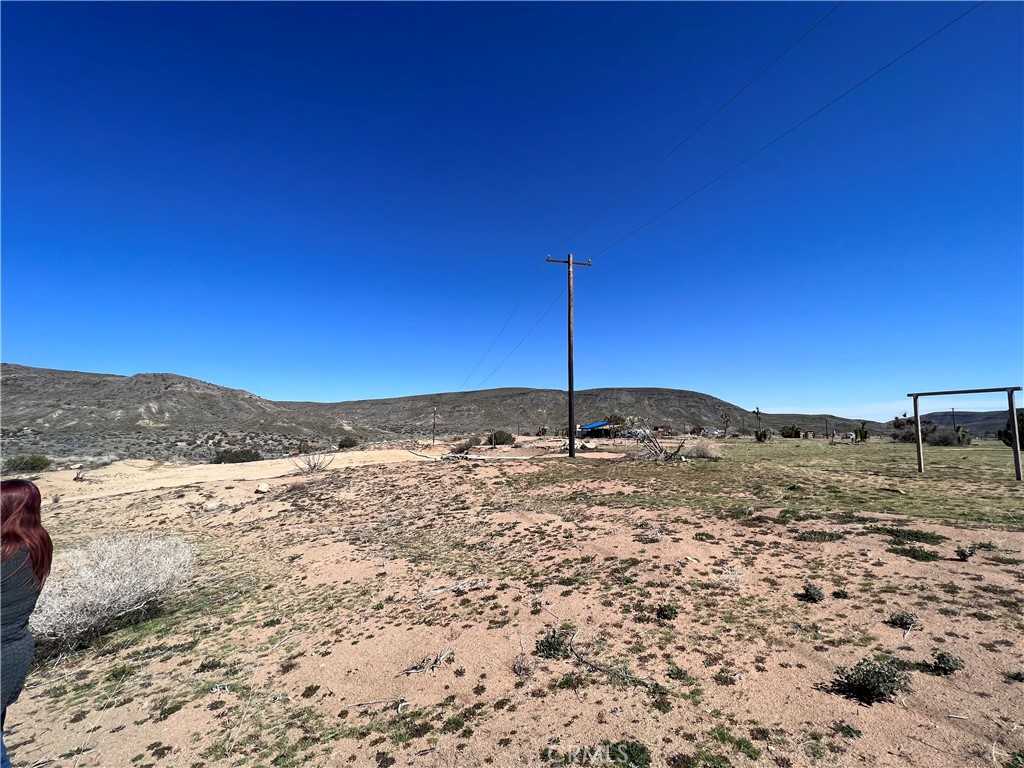 photo 3: Pioneertown Road, Pioneertown CA 92268