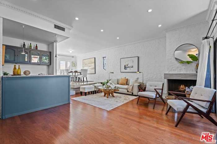 photo 1: 802 3rd Street, Santa Monica CA 90403