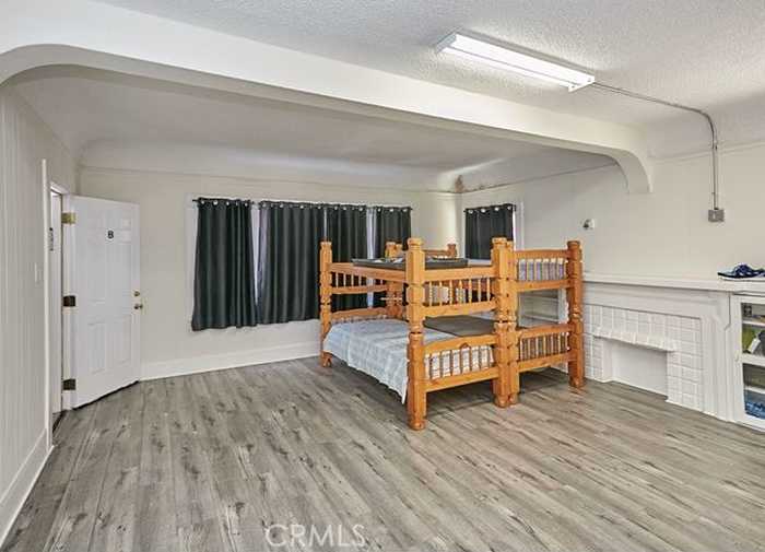 photo 2: 412 E 16th Street, Long Beach CA 90813