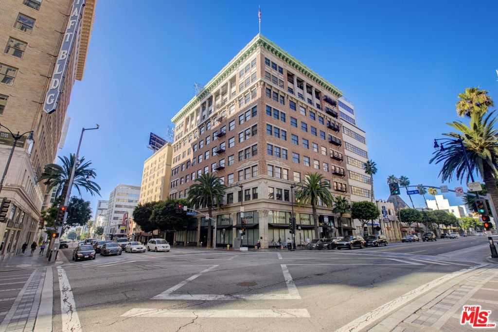 photo 2: 1645 N Vine Street Unit 911, Los Angeles CA 90028