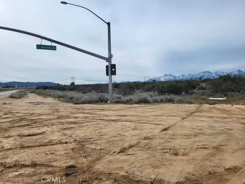 photo 1: Caliente Road, Hesperia CA 92344