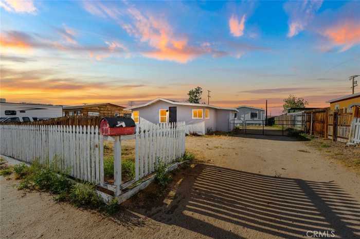 photo 1: 26853 Anderson Street, Boron CA 93516