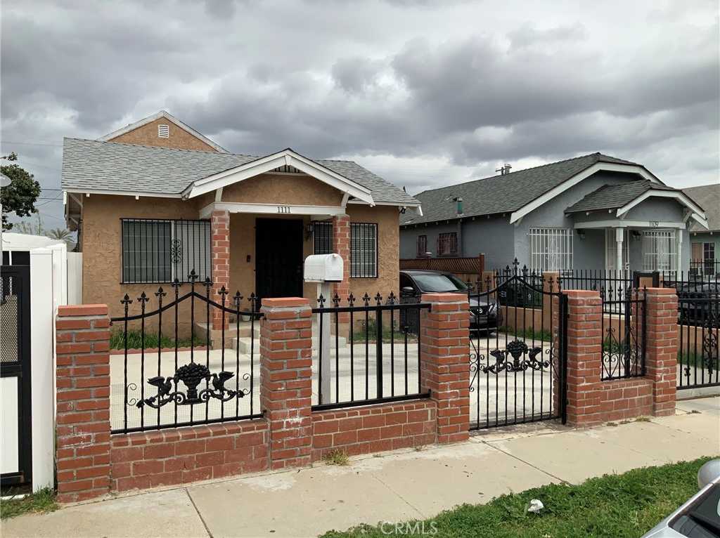 photo 2: 1111 W 104th Street, Los Angeles CA 90044