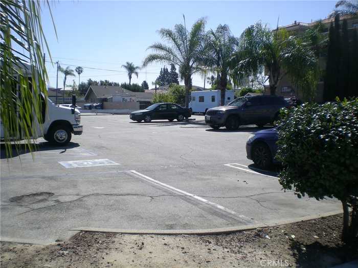 photo 2: 202 E 17th Street, Santa Ana CA 92706