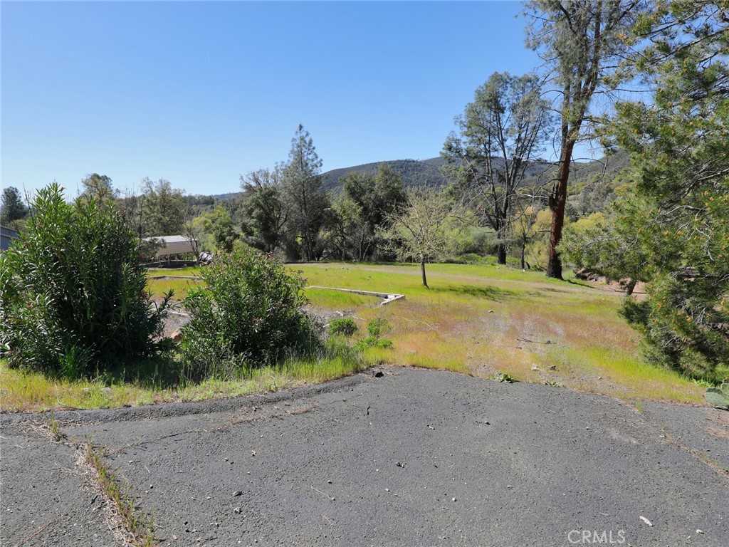 photo 1: 3329 Wolf Creek Road, Clearlake Oaks CA 95423