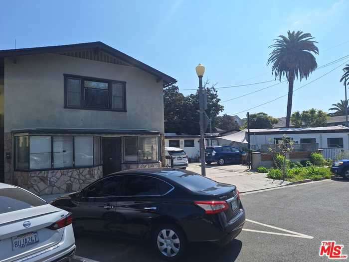 photo 1: 702 Cedar Avenue, Long Beach CA 90813