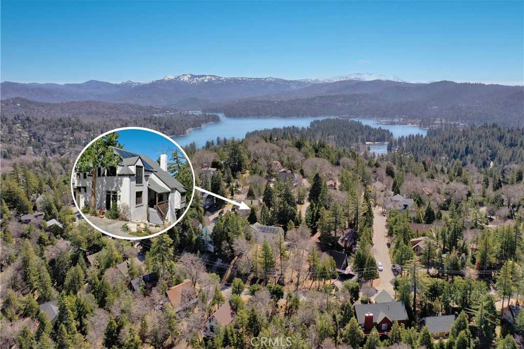 photo 3: 825 Bishorn Drive, Lake Arrowhead CA 92352