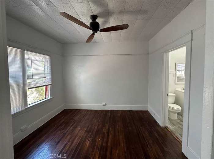 photo 12: 1045 E 4th Street, Long Beach CA 90802