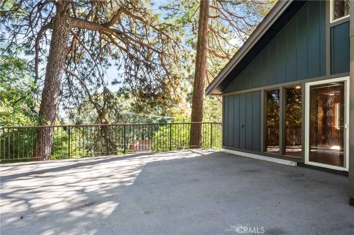 photo 2: 1025 Playground Drive, Crestline CA 92325