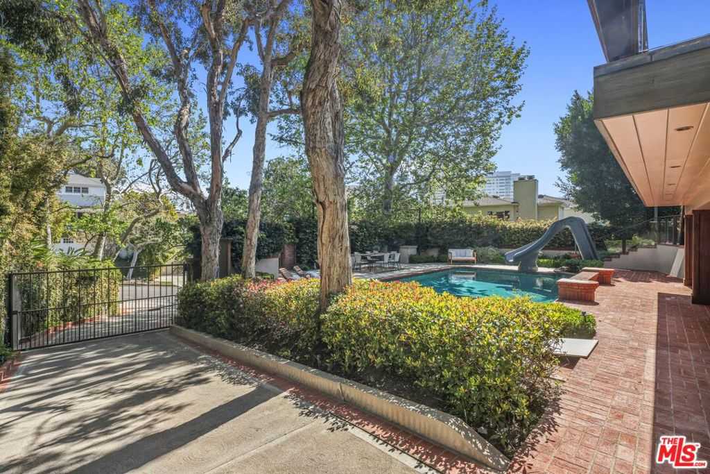 photo 3: 851 Glenmont Avenue, Los Angeles CA 90024