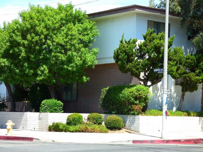 photo 2: 13050 Dronfield Avenue Unit 6, Sylmar CA 91342