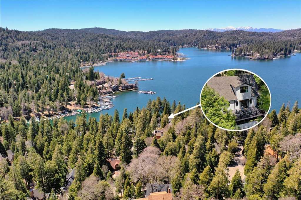 photo 3: 221 John Muir Road, Lake Arrowhead CA 92352