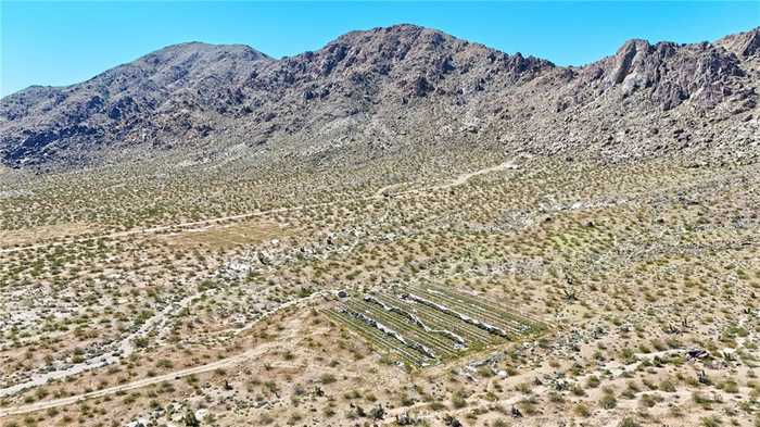 photo 2: 120 Corralejo Trail, Lucerne Valley CA 92356