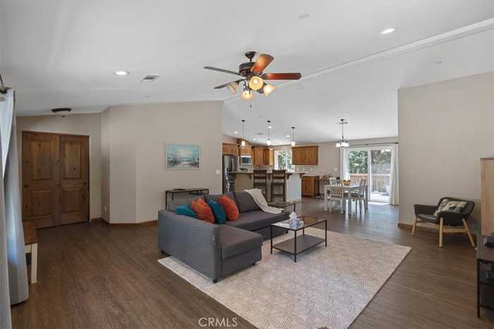 photo 2: 4933 Tiger Lily Lane, Forest Ranch CA 95942