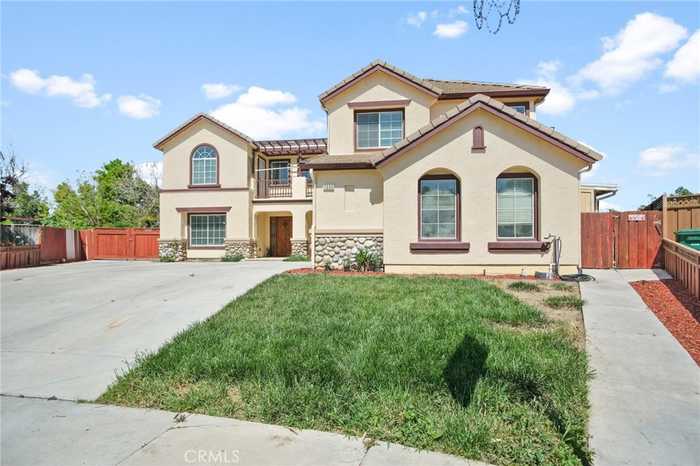 photo 1: 2690 Merganser Court, Los Banos CA 93635