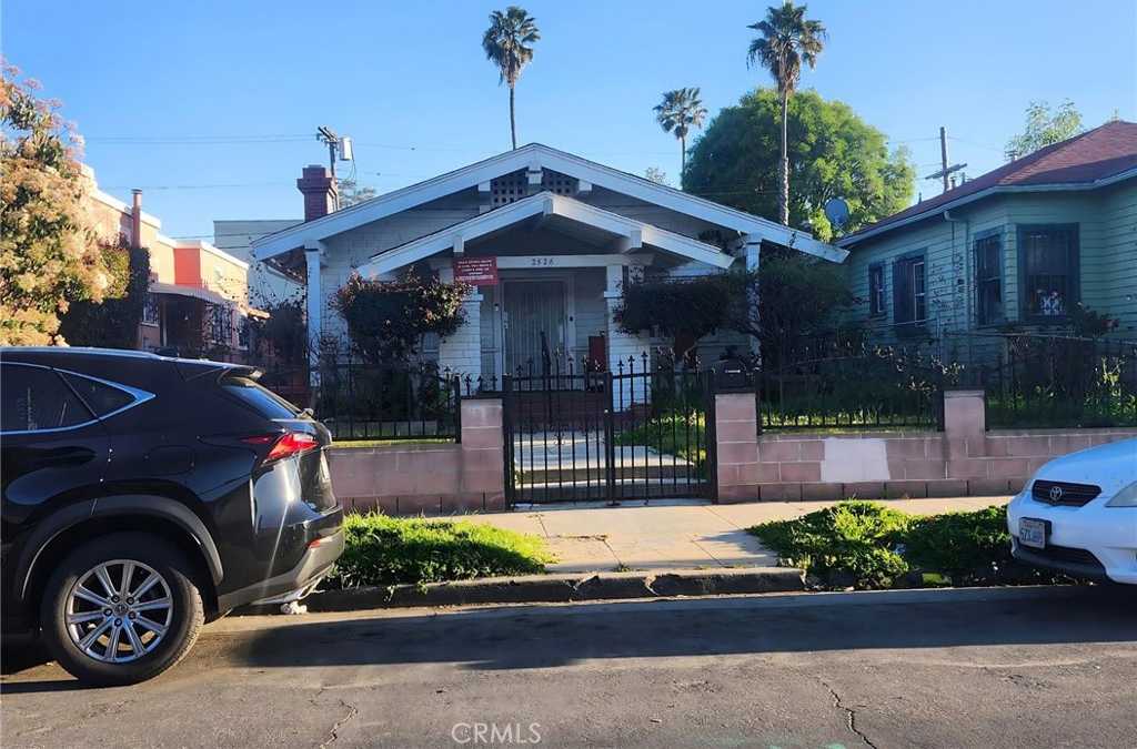 photo 1: 2526 W 21st Street, Los Angeles CA 90018