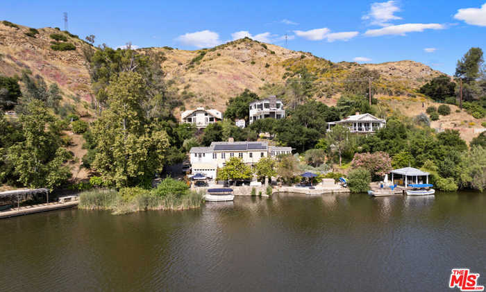 photo 2: 2090 Lakeshore Drive, Agoura CA 91301