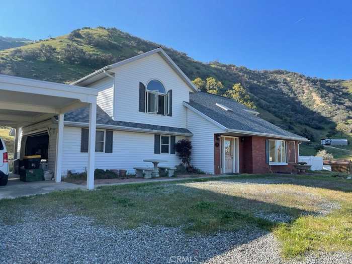 photo 1: 1101 Rudnick Court, Lebec CA 93225