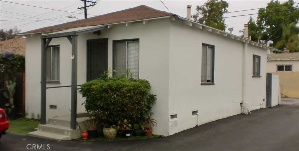 photo 2: 1937 17th Street, Santa Monica CA 90404