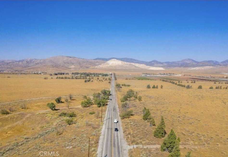 photo 2: Tehachapi Willow Spring Road, Tehachapi CA 93561