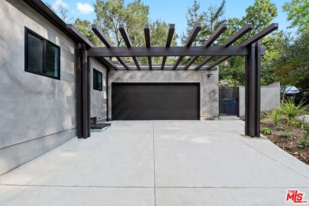 photo 3: 3888 Berry Drive, Studio City CA 91604