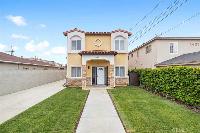 photo 1: 1425 W 145th Street Unit 1, Gardena CA 90247