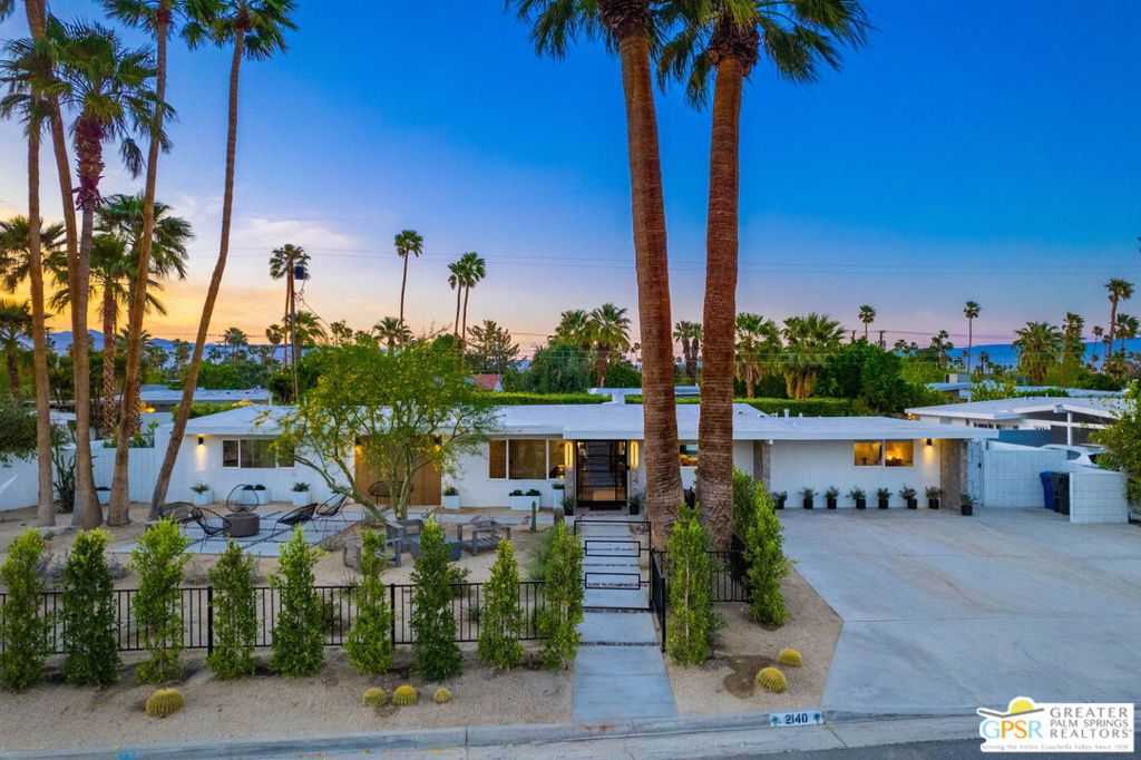 photo 2: 2140 E Park Drive, Palm Springs CA 92262