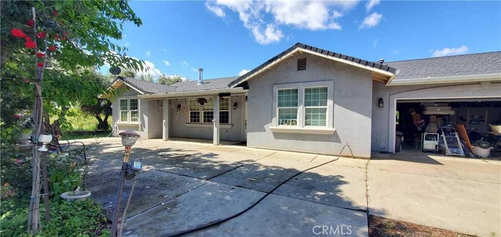 photo 2: 4815 Orland Avenue, Corning CA 96021