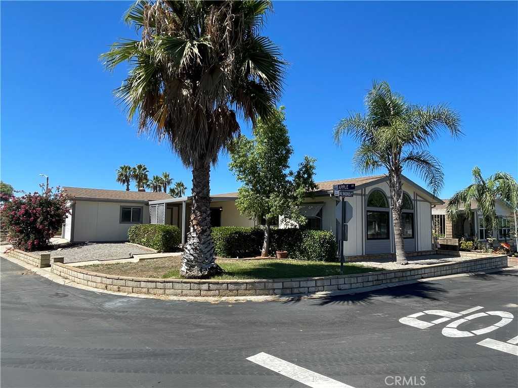 photo 1: 10961 Desert Lawn Drive Unit 105, Calimesa CA 92223