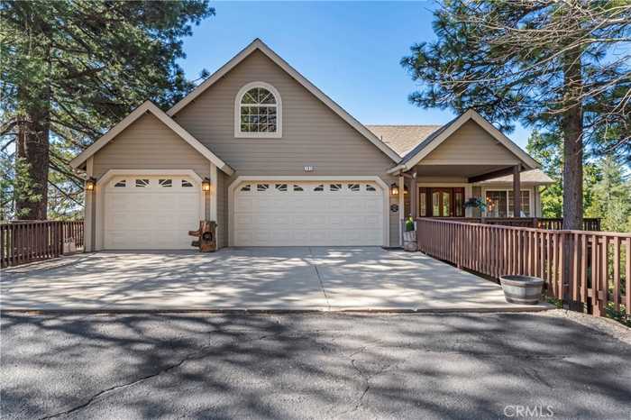 photo 1: 183 Chipmunk Drive, Lake Arrowhead CA 92391