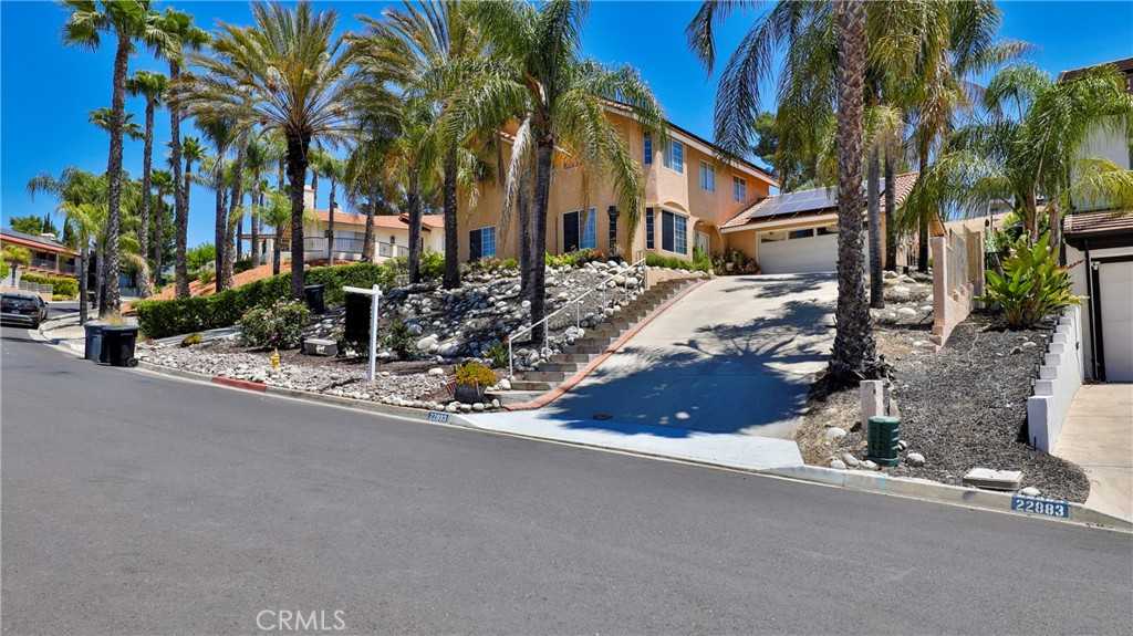 photo 2: 22893 Green Pine Drive, Canyon Lake CA 92587