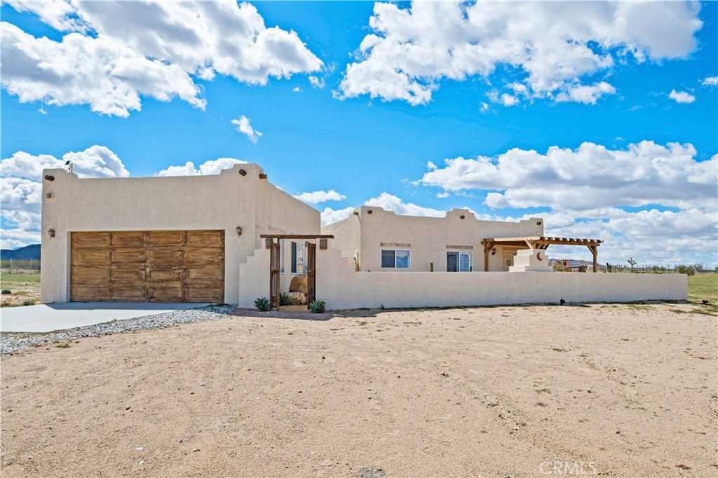 photo 1: 1388 Fortuna Avenue, Landers CA 92285