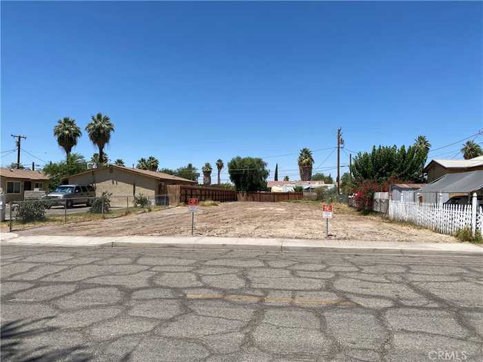 photo 2: 161 S Ash Avenue, Blythe CA 92225