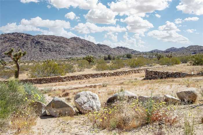 photo 2: 62600 Quail Springs Road, Joshua Tree CA 92252