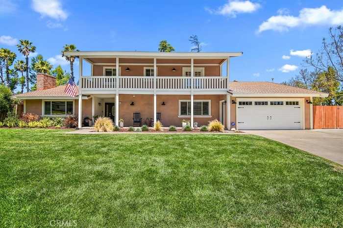 photo 1: 6053 Enfield Place, Riverside CA 92506
