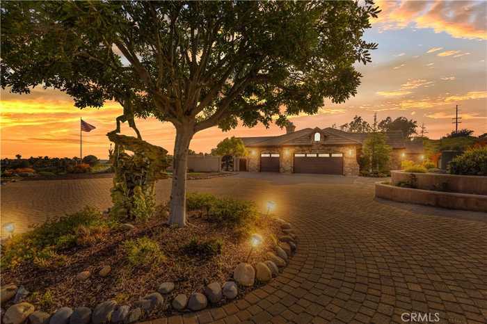 photo 1: 3505 Vista Laguna Road, Fallbrook CA 92028