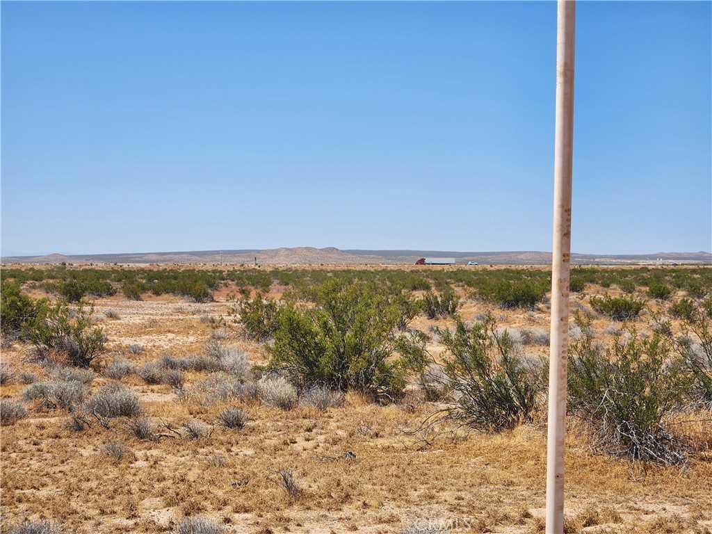 photo 1: 10 AC Near Kramer Road, Hinkley CA 92347