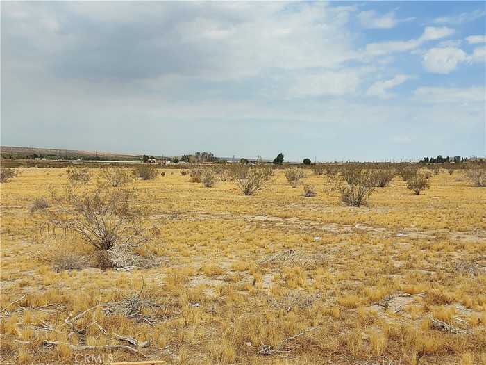 photo 1: Marigold Parcel #0469-263-03 Road, Oro Grande CA 92368