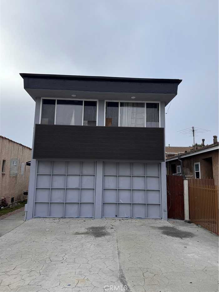 photo 2: 238 W Arbor Vitae Street, Inglewood CA 90301