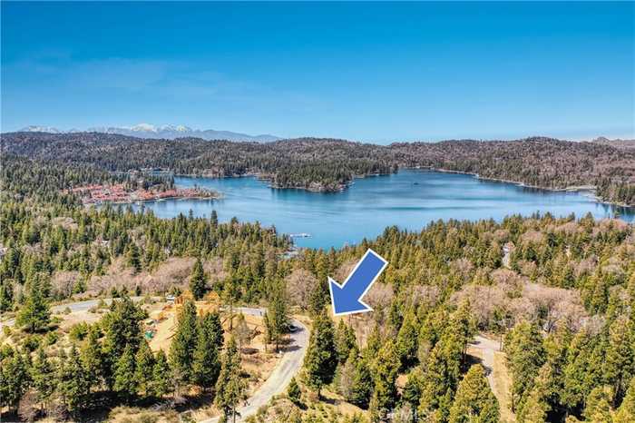 photo 1: 159 Mill Pond Road, Lake Arrowhead CA 92352