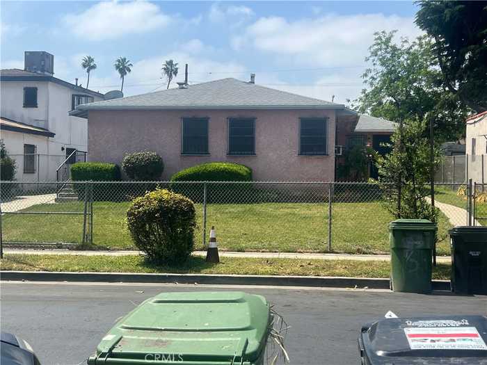 photo 3: 230 E 111th Street, Los Angeles CA 90061