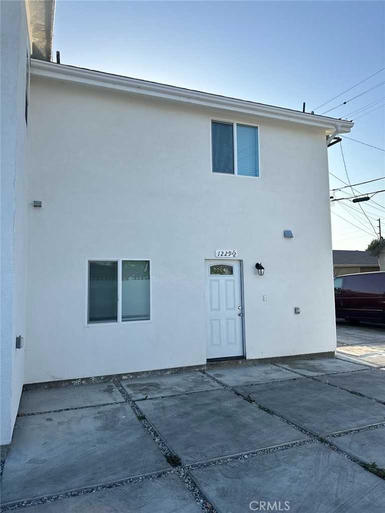 photo 3: 1229 W Gage Avenue, Los Angeles CA 90044