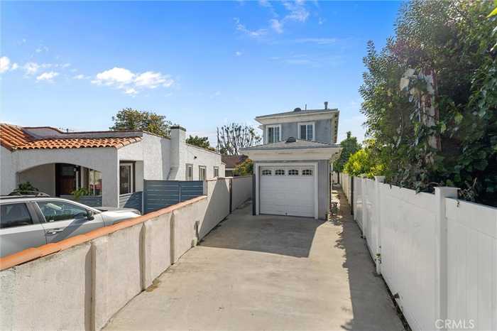 photo 2: 2473 Armacost Avenue, Los Angeles CA 90064