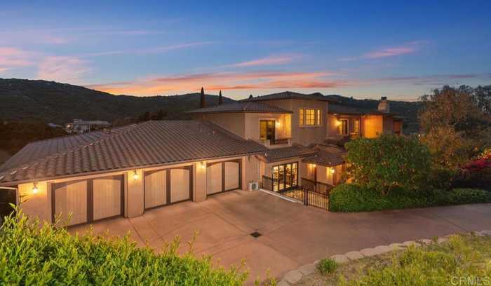 photo 1: 15414 Eastvale Rd, Poway CA 92064