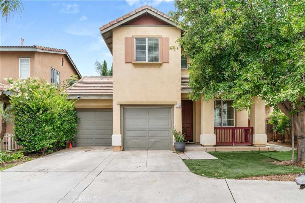 photo 2: 6262 Autumnwood Drive, Riverside CA 92505