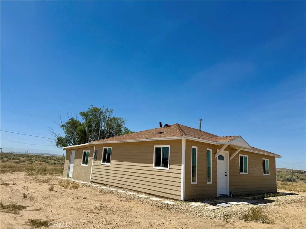 photo 1: 22017 State Highway 58, Hinkley CA 92347