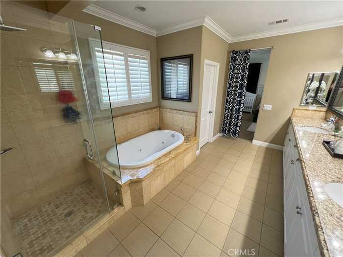 photo 37: 4866 Stoneglen Avenue, Fontana CA 92336